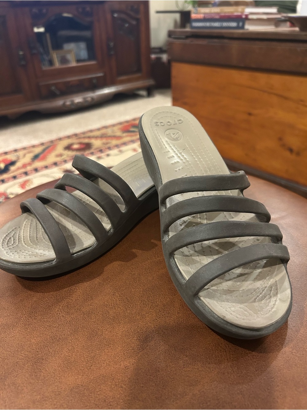 Rhonda Crocs Wedge Sandal, size 7